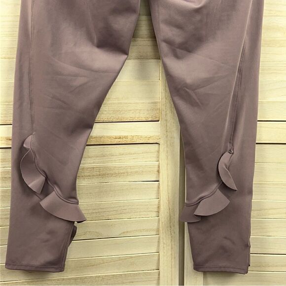 Urban Savage High Rise Ruffle Leggings Tights Large - Picture 10 of 10